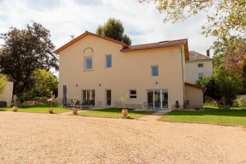 Arpent, la pause nature et piscine in Creches-sur-Saone