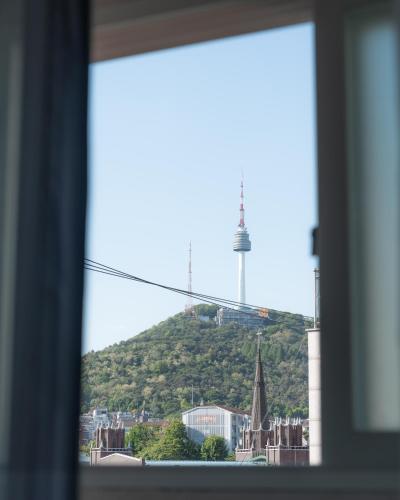 Mikrokosmos, Seoul