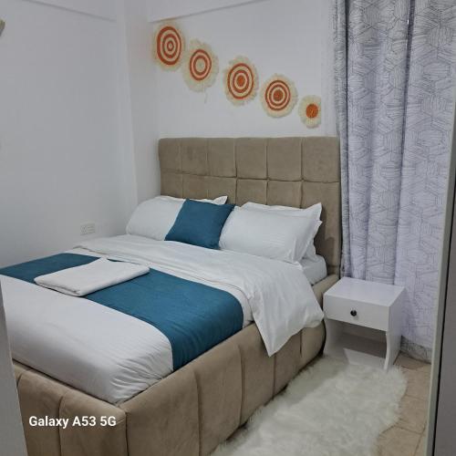RyNa Homes in 梅魯