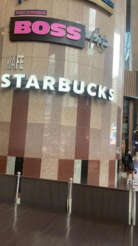 PARIPAS POTONG AT TIMES SQUARE kl - image 4