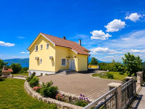 Зовнішній вигляд готелю, Grabovica Sobe-Blue Lake Luxury Rooms in Лівно