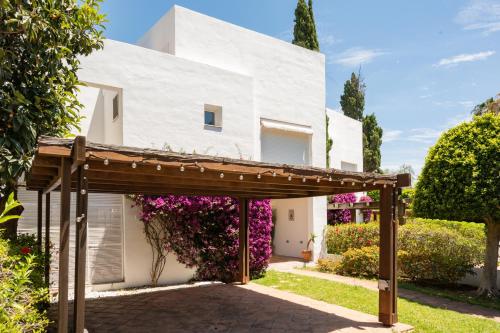 Luxury Golf Beach Villa in Guadalmina Baja Pool gîte à louer Guadalmina