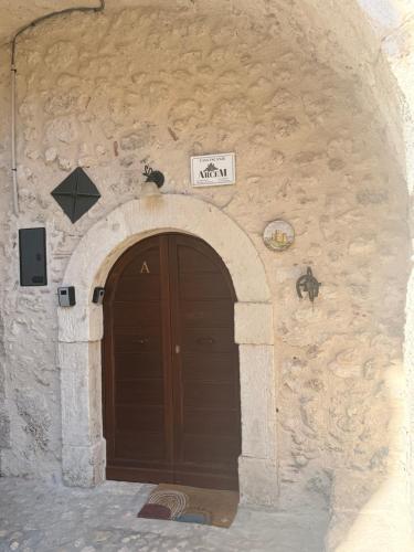 Ieeja, Arcem in Calascio