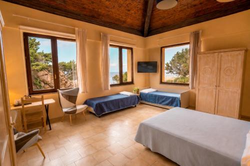 Hotel Costa Paradiso - Tap to explore photos