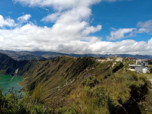 Urku Ñan Quilotoa (Urku Nan Quilotoa) in Kvilotoa