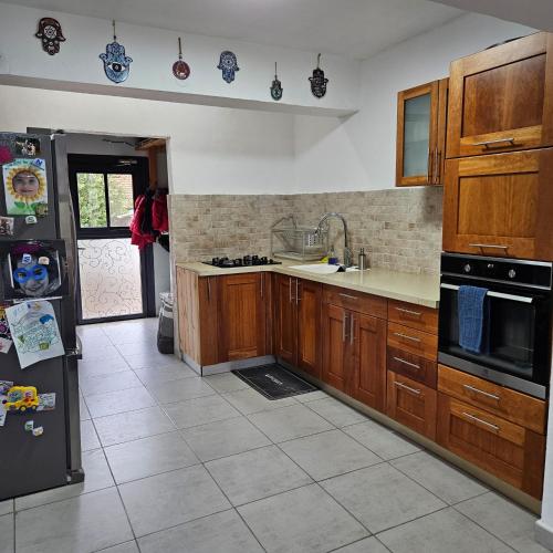 הבית של ליאור in Givat Yoav