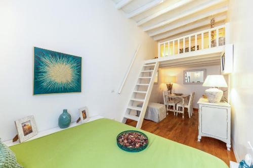 Spanish Steps Splendid Apartment, Roma