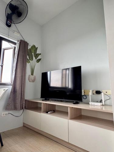 Studio City Comfort T5, Manila