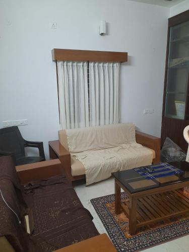 Goku Comfy Stay – khách sạn tại Đường Sân Bay