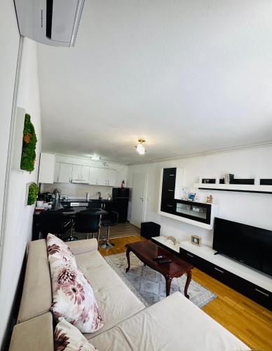 Relax Apartment 3 MIHAI