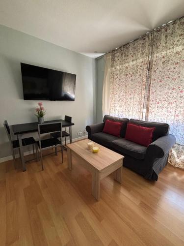 House Triana Sevilla, Sewilla