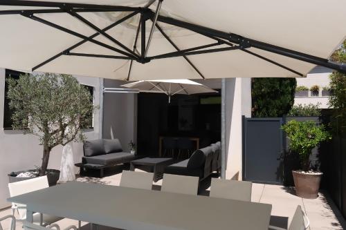 Villa avec piscine privative in Trois Moulins