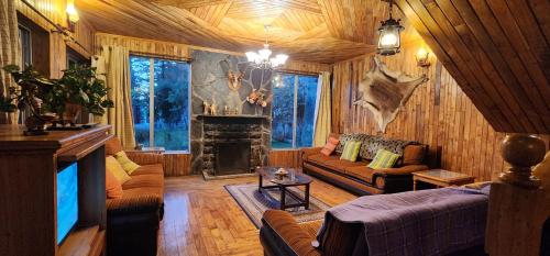 Haven Lodge Mushkpuri Heights, 5BR Holiday Home in Dunga Gali in Dunga Gali