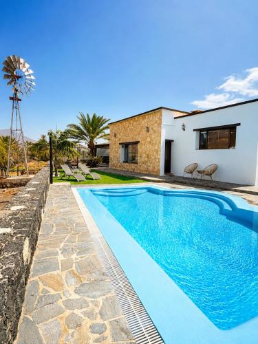 Villa El Valle - Piscina climatizada - Fuerteventura