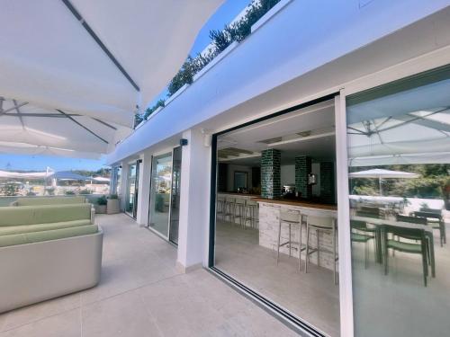 Pub/Lounge, Lago Playa in Formentera