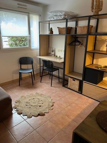 Studio tout équipé à 2 pas d'Avignon centre