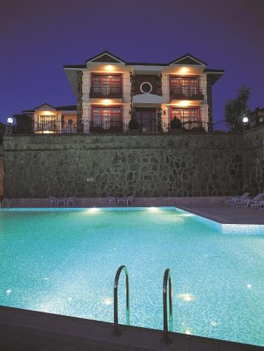 Úszómedence, Nysa Hotel in Sultanhisar