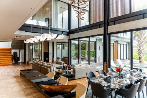 SULUK — The Residence | 7BR facing the rice fields Umalas