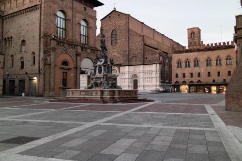 Casa Isolani Luxury Rooms Piazza Maggiore - 주변 명소