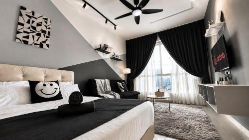 Modern Boutique Studio | NEAR CIQ & KSL | 2-3PAX near Hutan Bandar Recreational Park