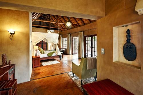 Vuyani Safari Lodge