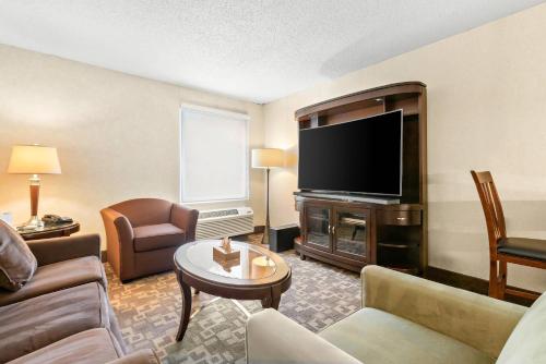 Quality Inn Edison-New Brunswick - image 19