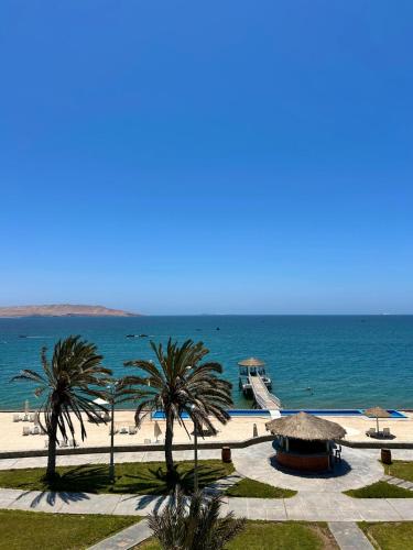 DEPARTAMENTO EN PARACAS frente a la PLAYA