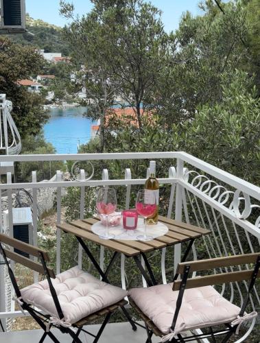 Astra Apartment – khách sạn tại Razanj