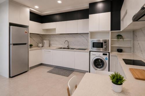 Riverson 3BR Premium Duplex Loft in Centro