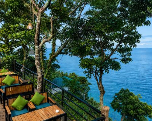 Pemandangan, The Cliff Bungalow in Koh Rong Sanloem