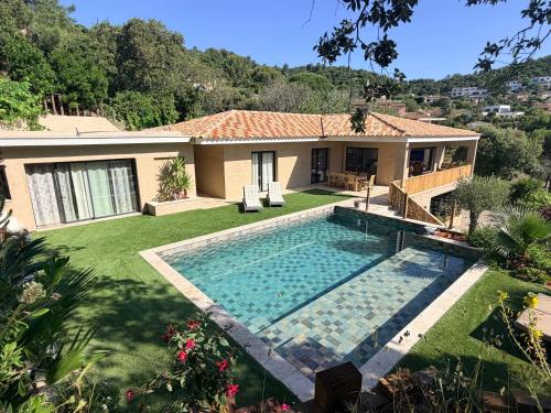 Pacha Prestige Villa & Pool – khách sạn tại Massel