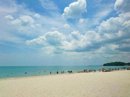 Surrounding environment, Coastline Hotel 6 Avenue Port Dickson in Port Dickson
