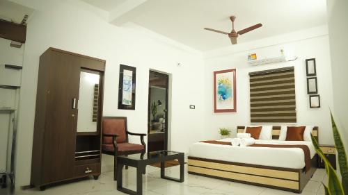 Hotel Gold Suite, Kakkanad in โกชิ
