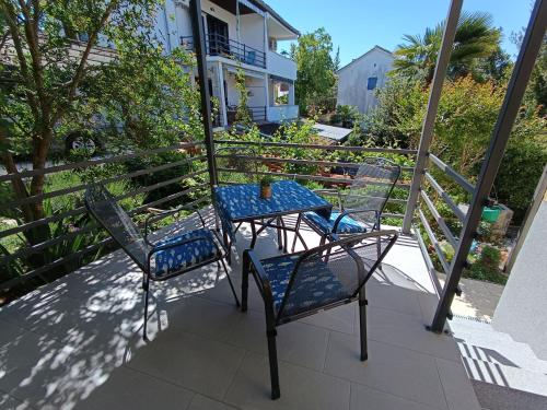 Apartment Ana - Relaxing and peaceful stay near the beach – khách sạn tại Milcetici