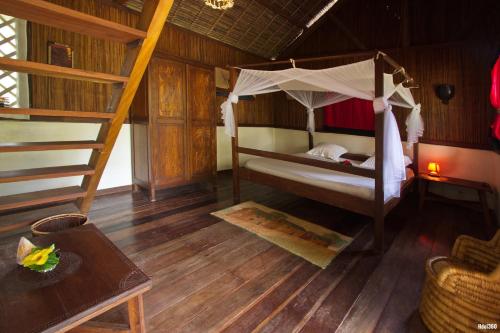 Analatsara Eco Lodge