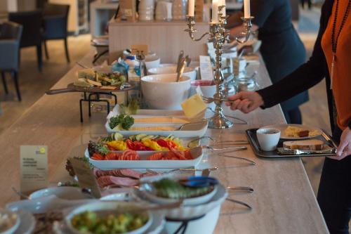 Food and beverages, Best Western Plus Park Airport Hotel in Marsta