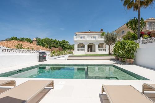 5-Bedroom Villa Private Pool Marbella