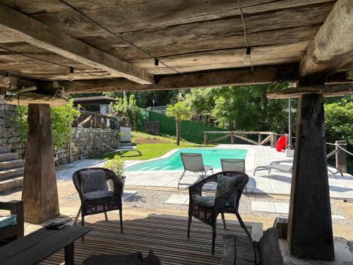 Swimming pool, Casa Escuela de Torin - La Casona de Torin in Villamayor