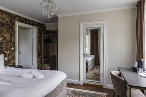 2 bedrooms, 3 beds