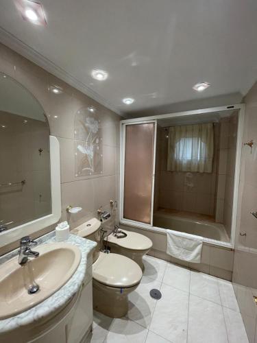 Bathroom, Casa Diego in Pola de Lena