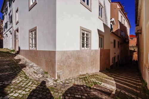 Nomads Lisbon Castello Flats - image 39