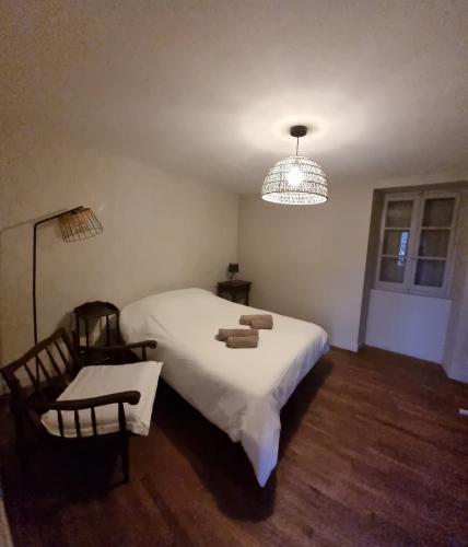 Viesnīcas āriene, 4-Bedroom Apartment with Pool in Lot in Milhac