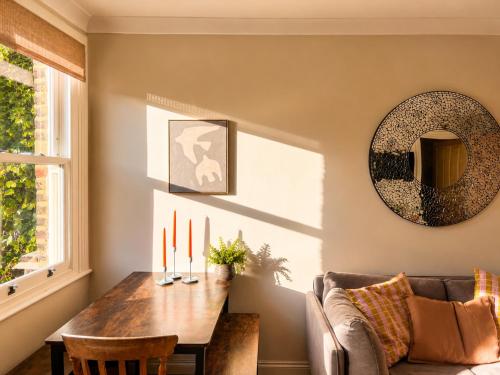 Cosy flat in the heart of West London