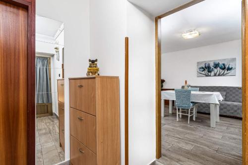 Apartment Erin by Rent Istria - image 4
