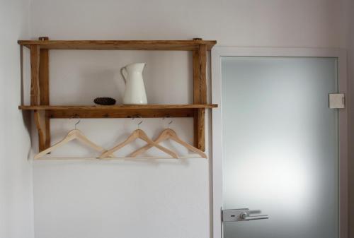 Standard Double Room image 2