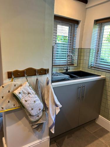 Honeybee Cottage in Upper Broughton
