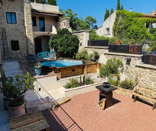 Peldbaseins, Le diX - Classic Room - VallabriX proche UZES in Vallabrix
