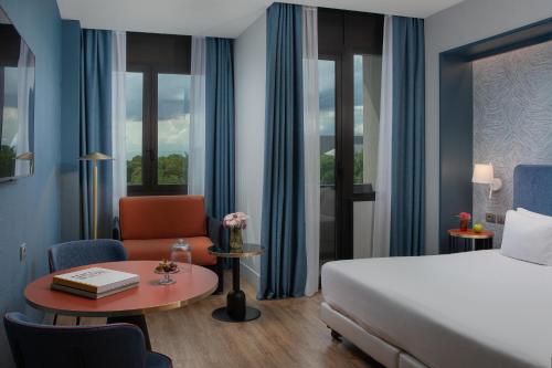 hotel photo