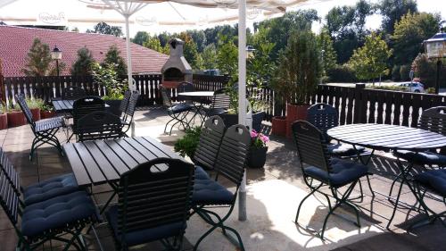 Hotel Zum Anger - image 12