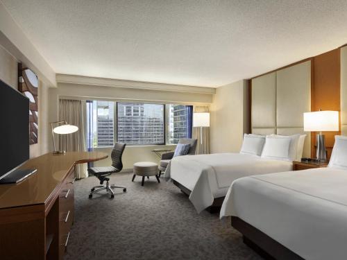 2 double beds
